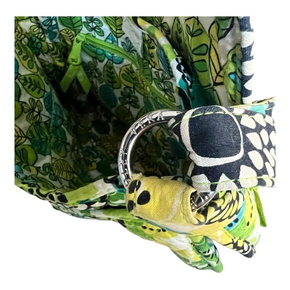 Vera Bradley Crossbody Bag. Medium. Excellent Used Condition. - Picture 5 of 11